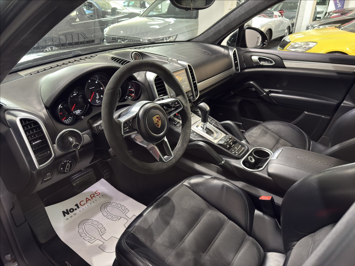 porsche-cayenne-3-0-d-vzduch-pano-bose-360 - 7