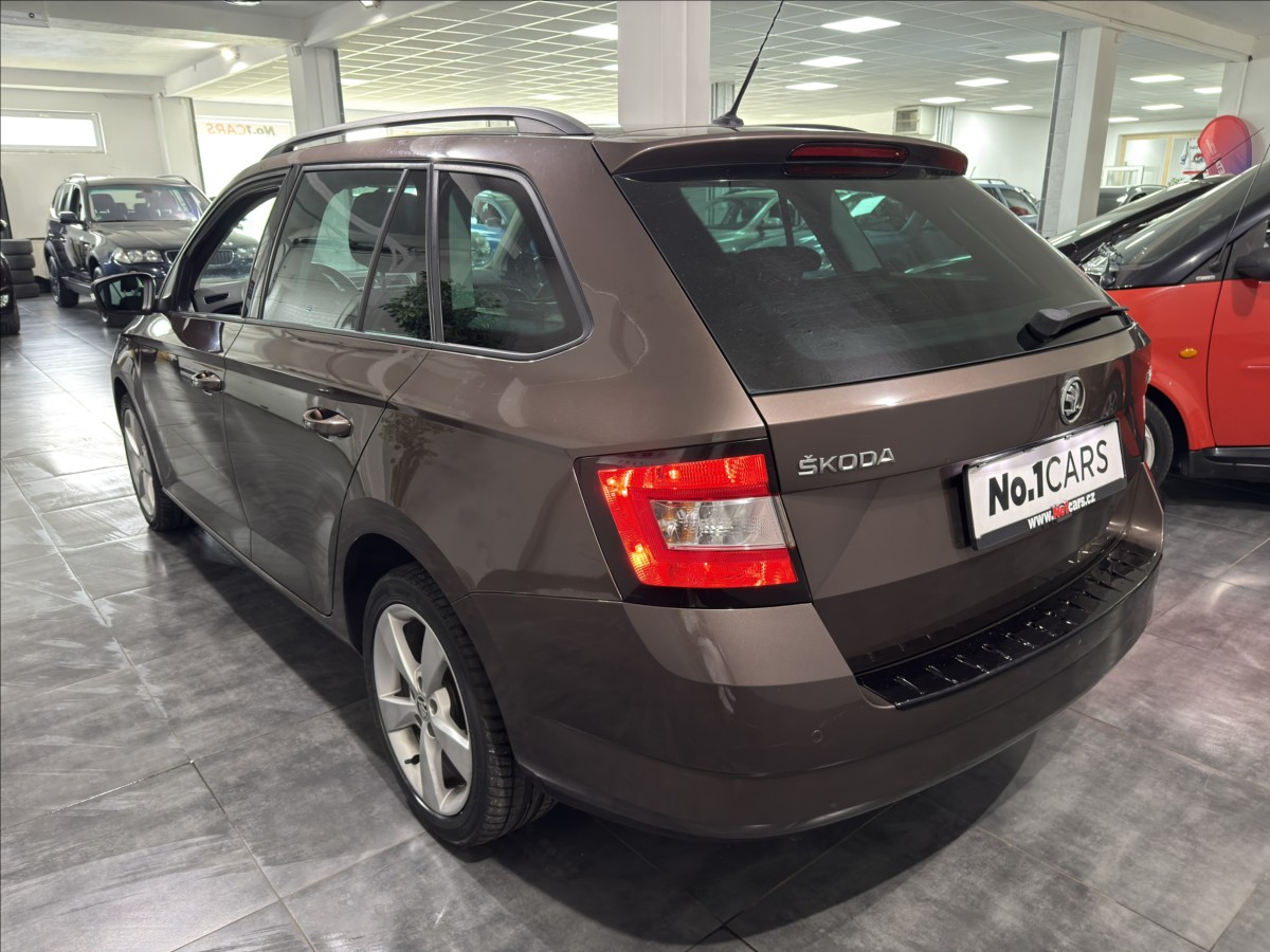 skoda-fabia-1-2-tsi-vyhrev-tempomat - 3