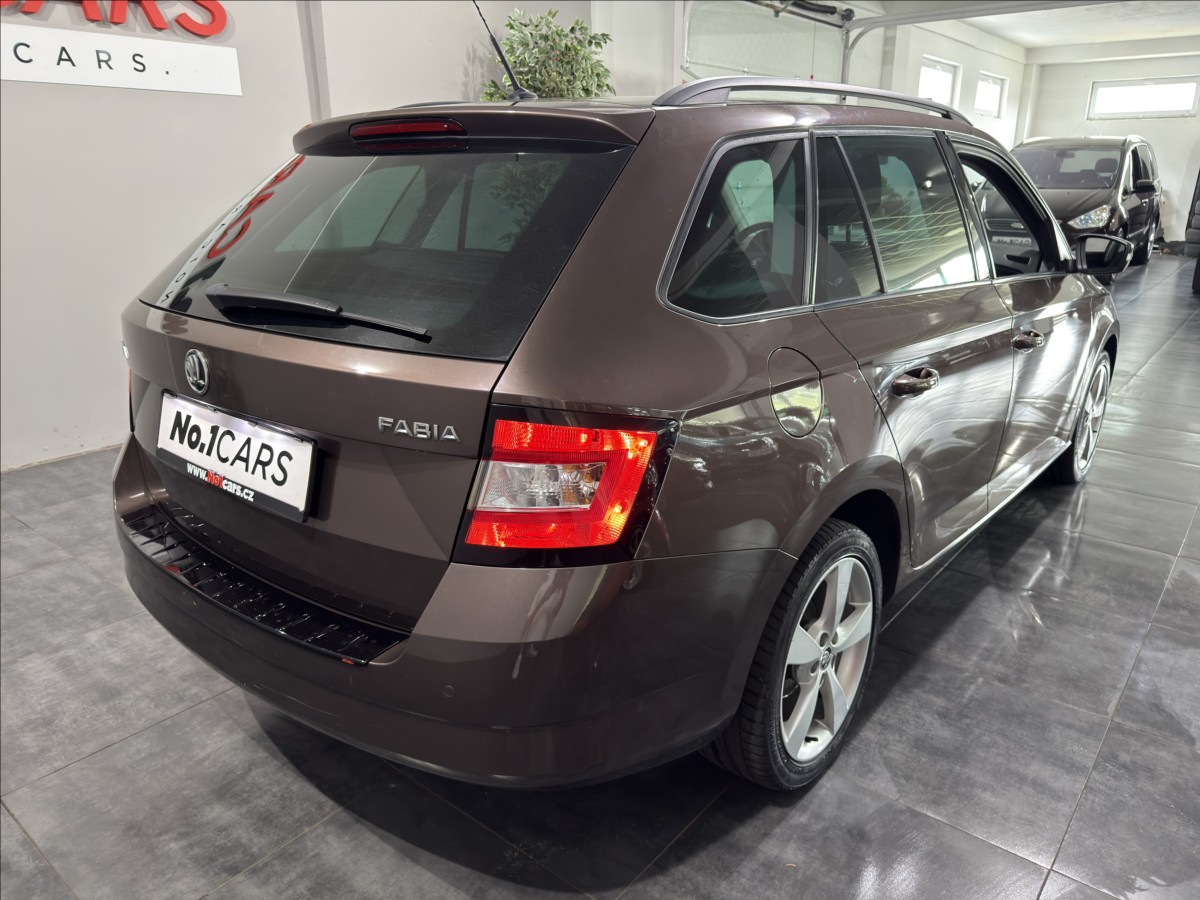 skoda-fabia-1-2-tsi-vyhrev-tempomat - 4