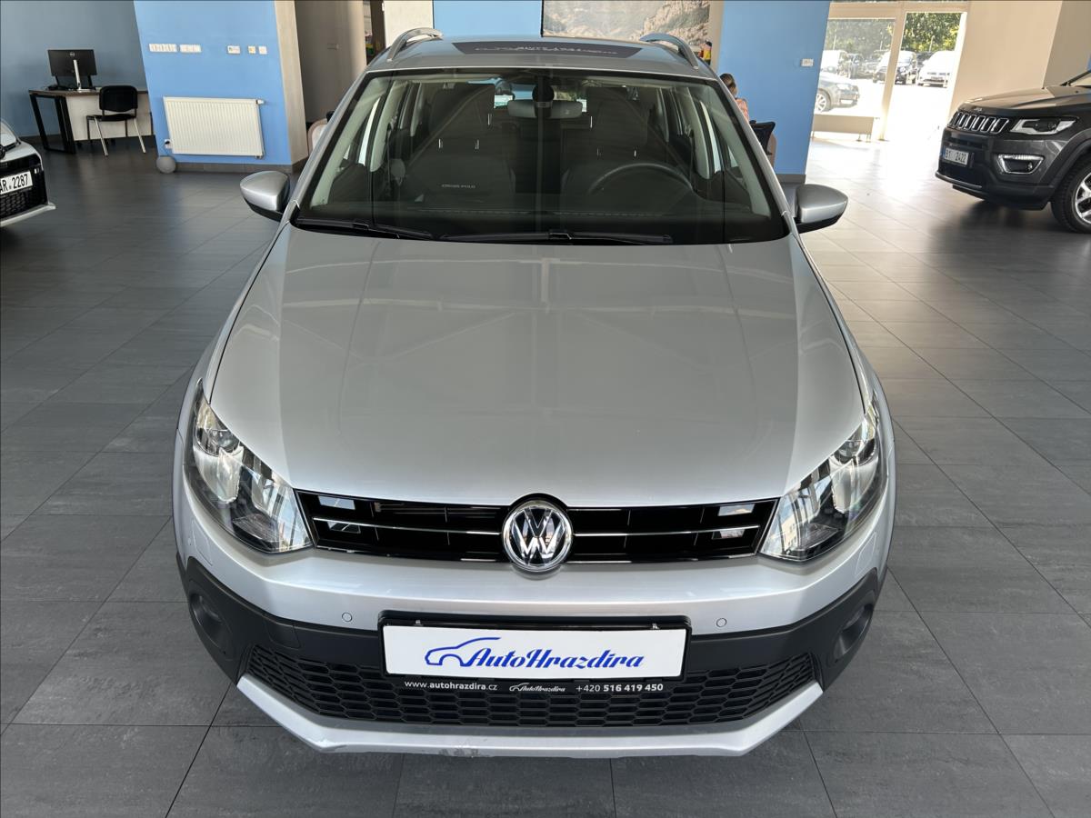 volkswagen-polo-1-2-tsi-cross-serviska-1-maj - 1