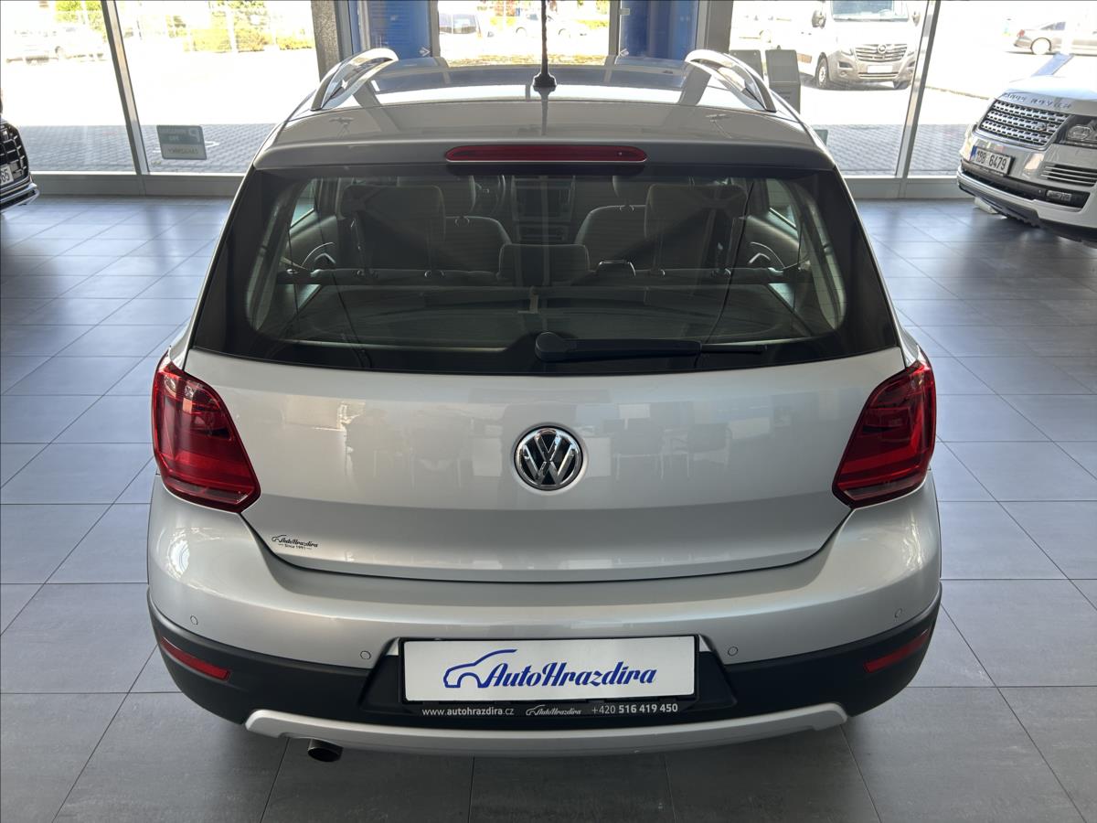 volkswagen-polo-1-2-tsi-cross-serviska-1-maj - 4
