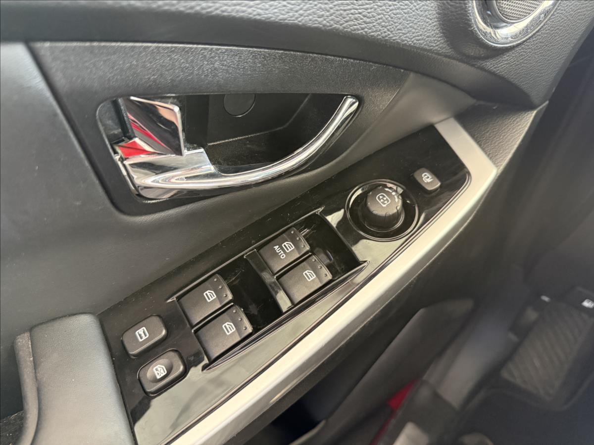 ssangyong-korando-2-0-110-kw-serviska-4x4 - 8