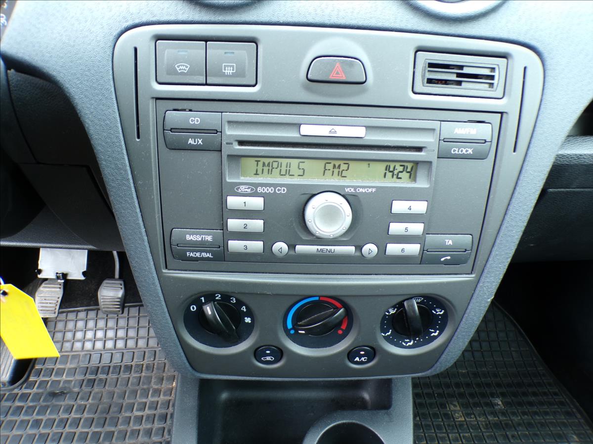 ford-fusion-1-4-16v-tazne-zarizeni - 8