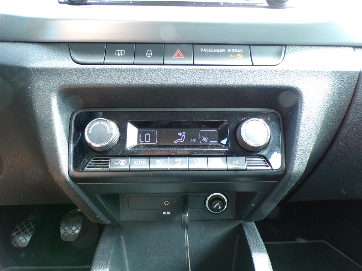 skoda-fabia-1-4-tdi-digi-klima - 9