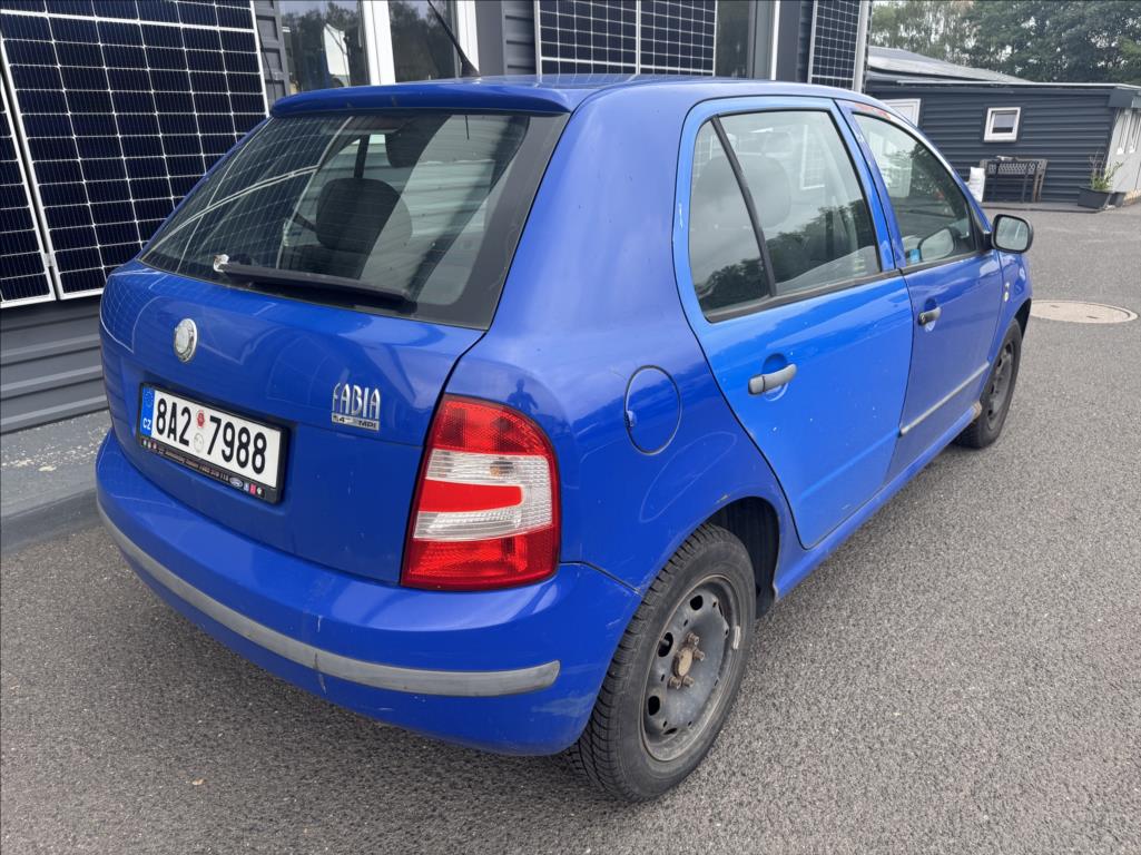skoda-fabia-1-4 - 4
