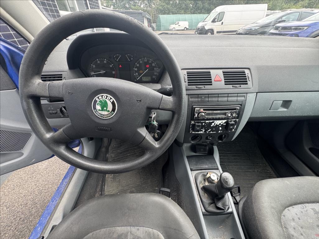 skoda-fabia-1-4 - 9