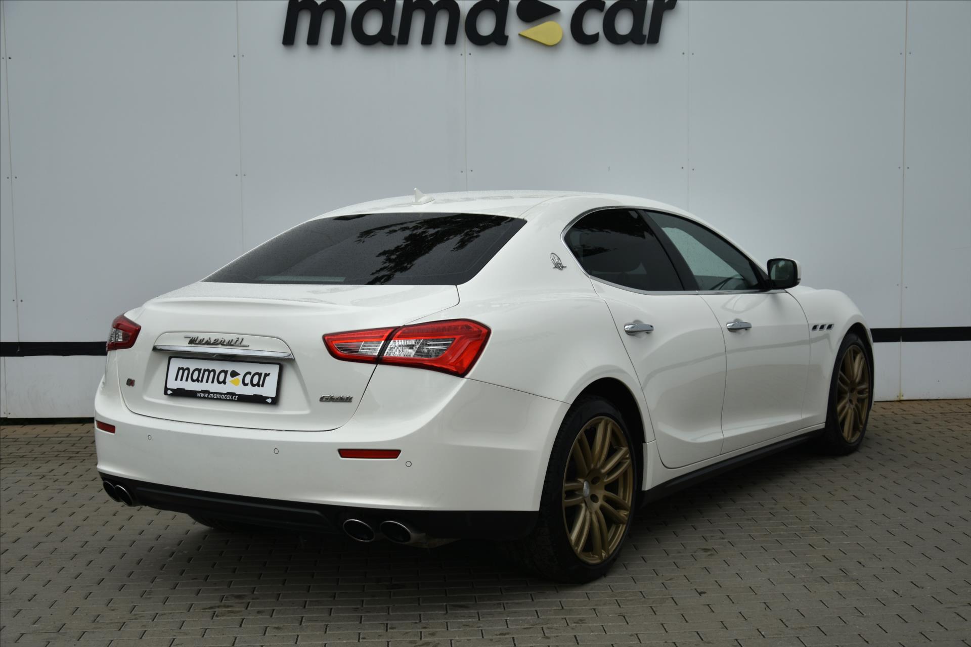 maserati-ghibli-3-0-s-q4-302kw - 6