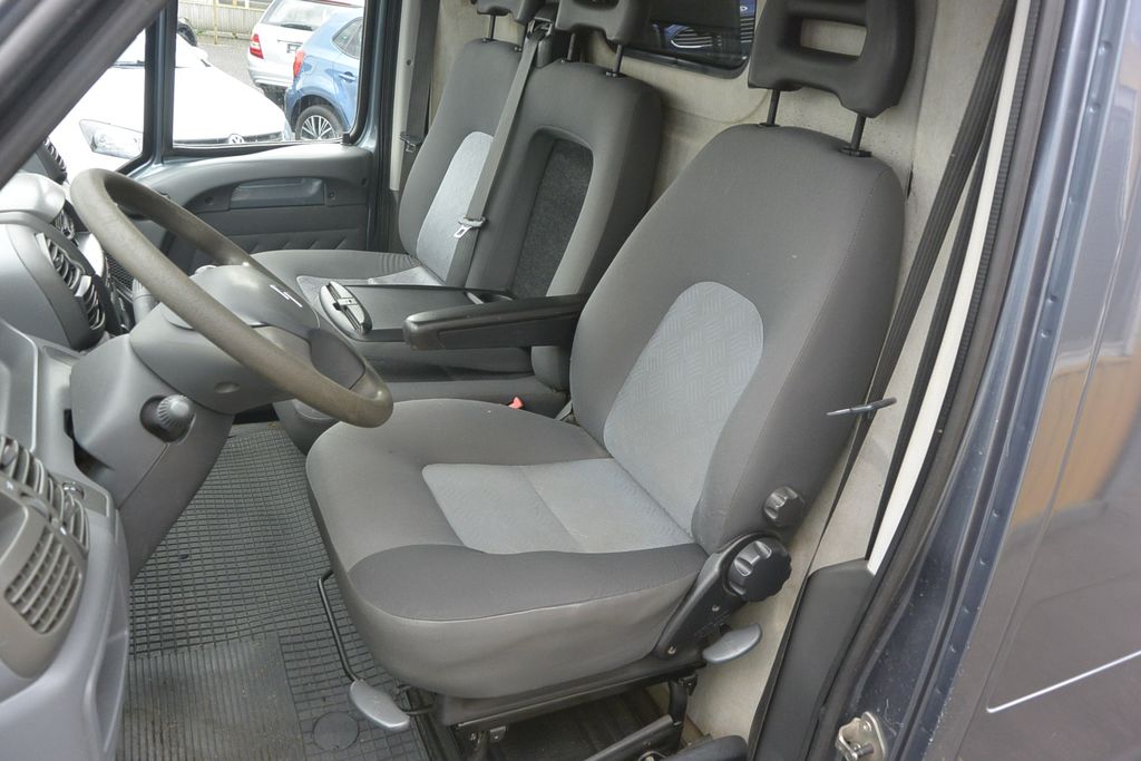 citroen-jumper-2-2hdi - 9
