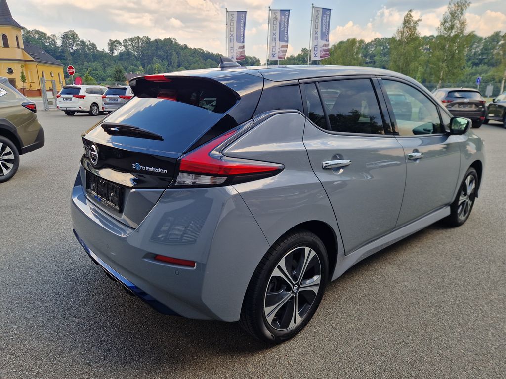 nissan-leaf-tekna-baterie-62kw-odpocet-dph - 4