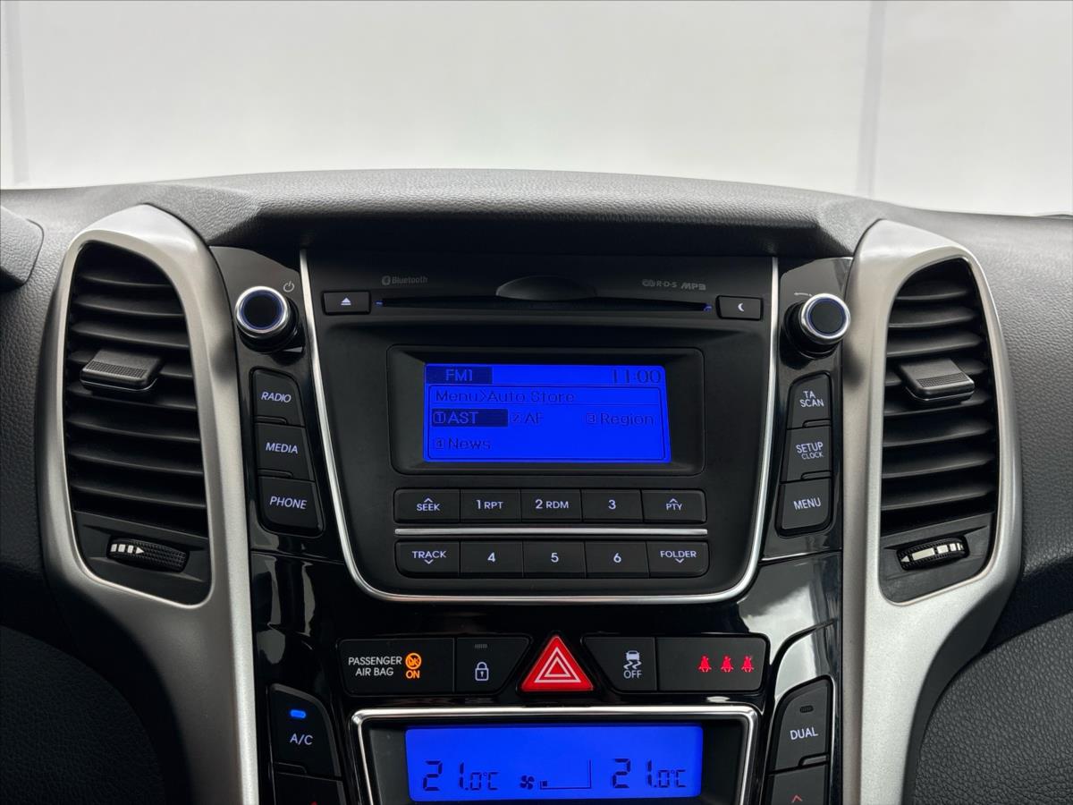 hyundai-i30-1-6-gdi-weekend - 7
