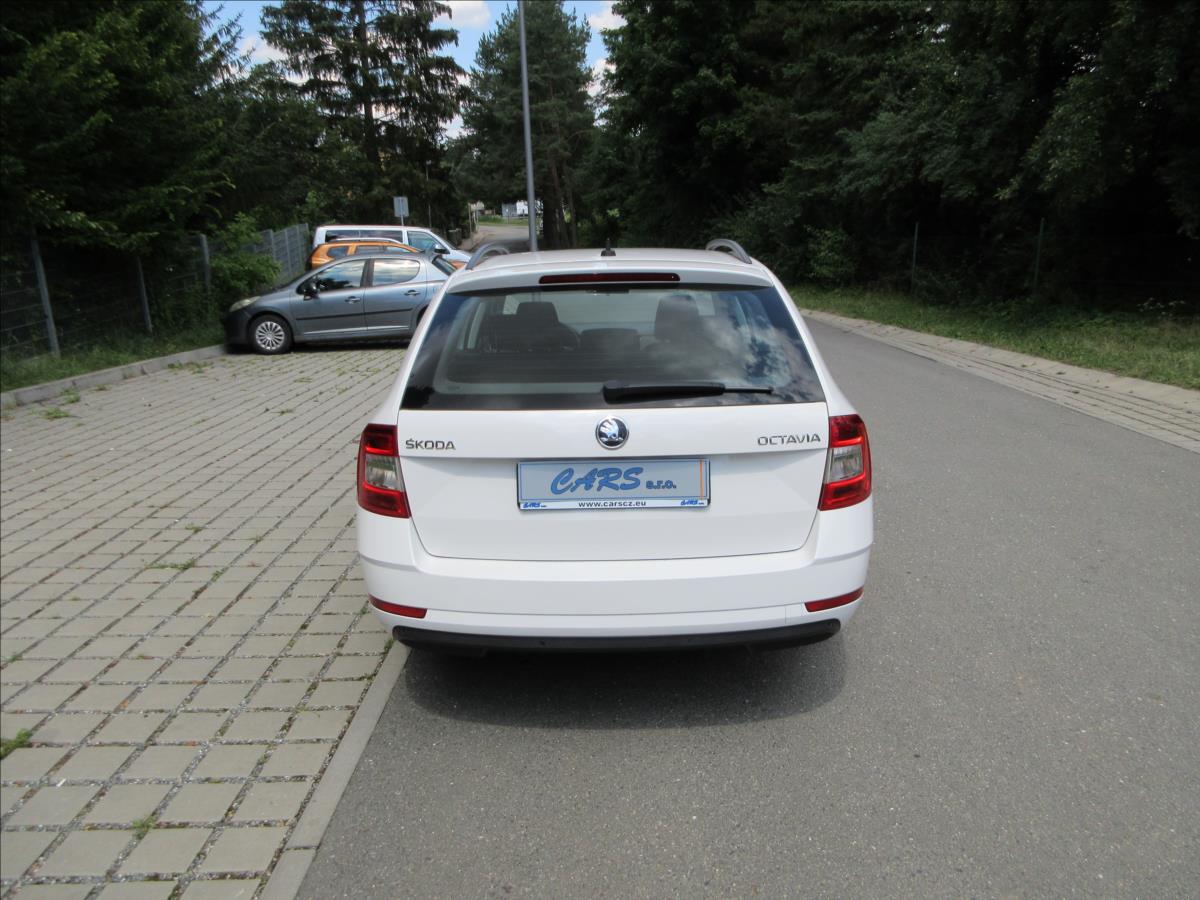 skoda-octavia-1-6-tdi-85-kw-navi-nove-v-cr - 7