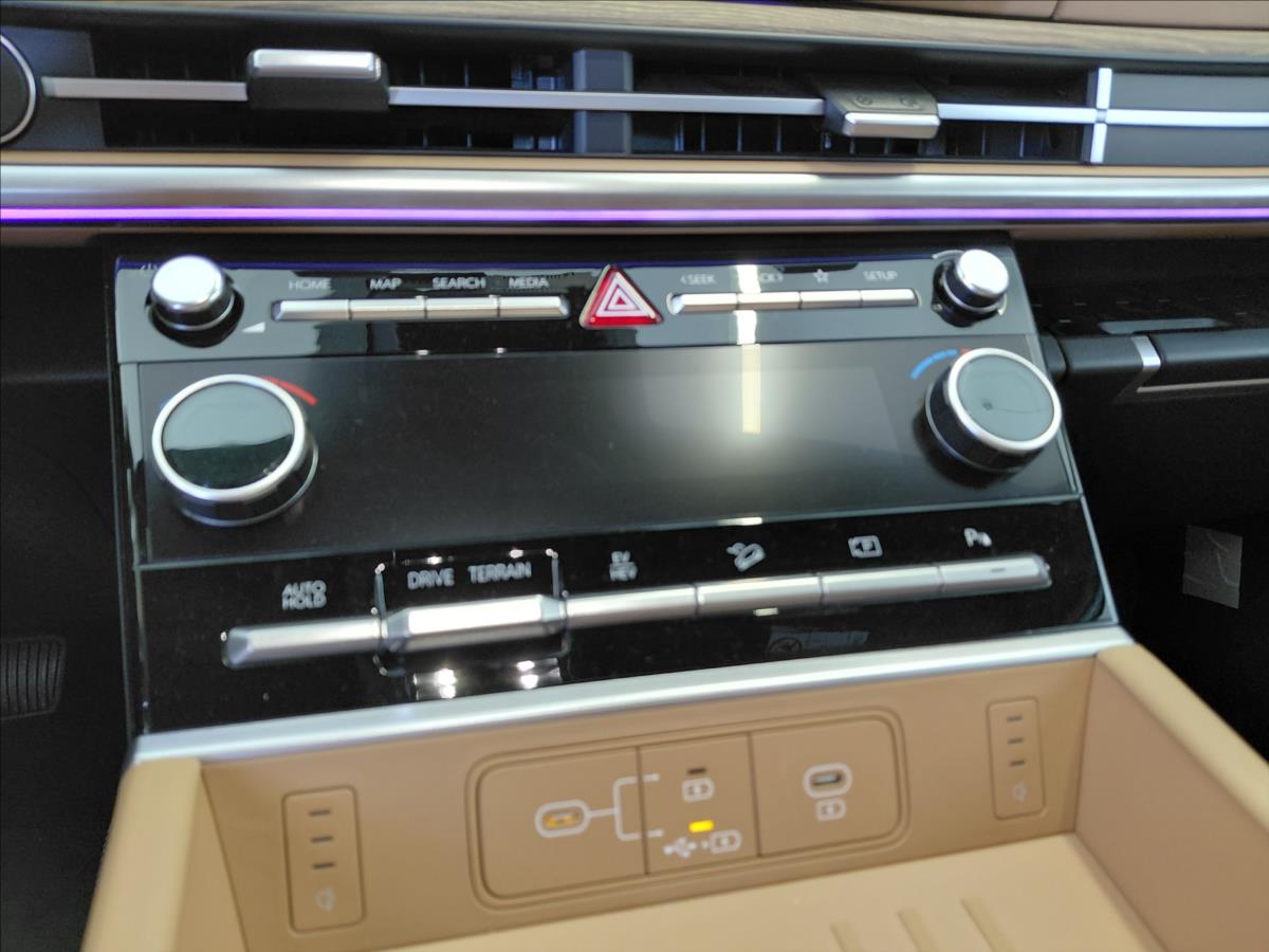 hyundai-santa-fe-1-6-t-gdi-phev-4wd-stl-prem - 8