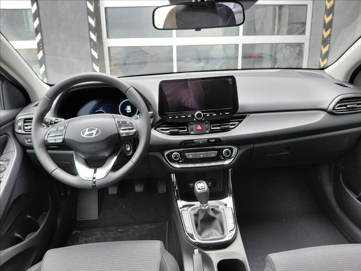 hyundai-i30-wg-26-1-0-t-gdi-mt-smart - 9