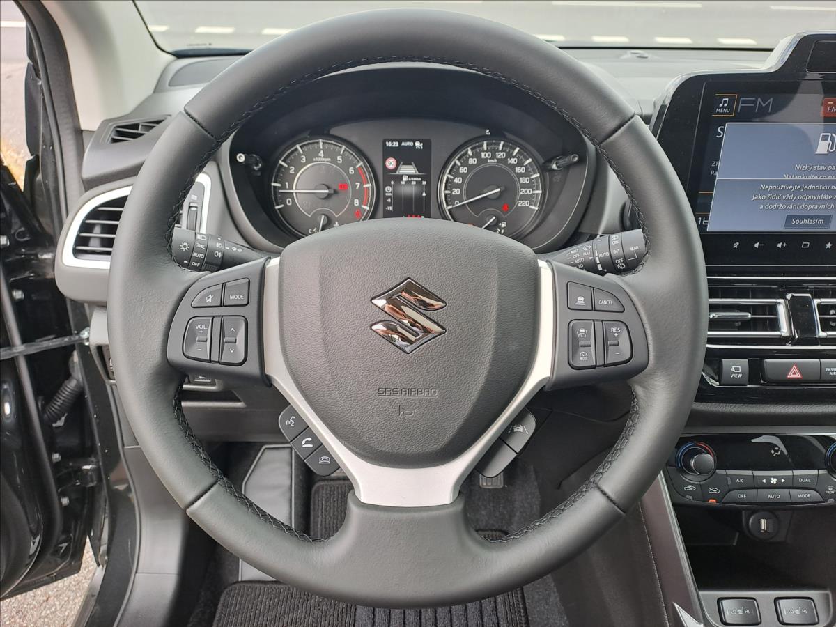 suzuki-s-cross-1-4-boosterjet-elegance-pano - 9