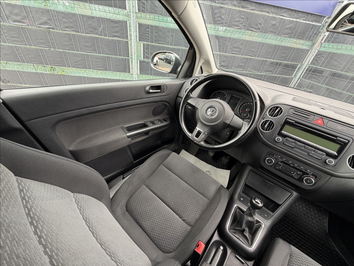volkswagen-golf-plus-1-6-tdi-comfortline - 8