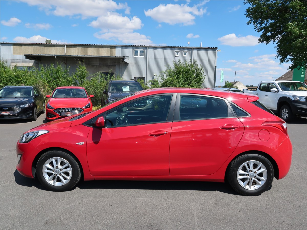hyundai-i30-1-4-cvvt-73kw-novecr-klima - 5