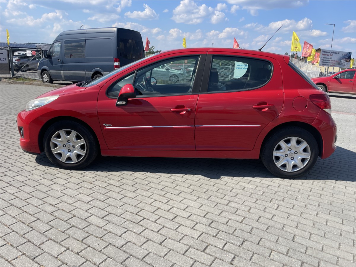 peugeot-207-1-4-i-54kw-klima-esp - 1