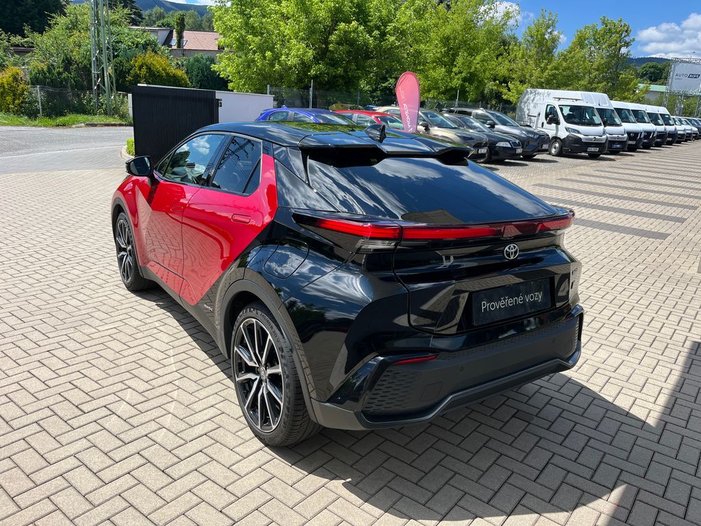 toyota-c-hr-2-0-hev-4x4-gr-sport-premier-e - 3