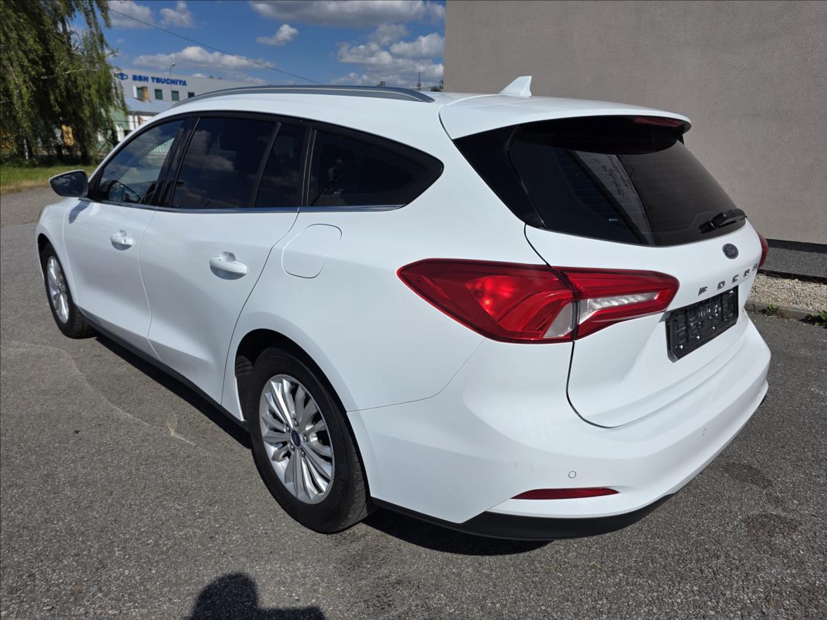 ford-focus-1-5-1-5-tdci-cool-connect-120ps-dph-1-5-tdci-cool-connect-120ps-dp - 3