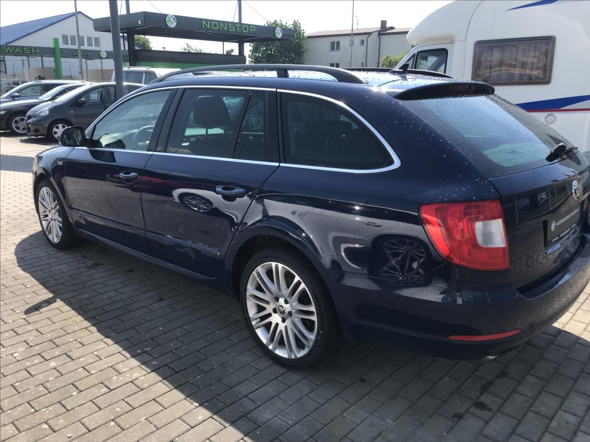 skoda-superb-2-0-automaticka-prevodovka-dsg - 4