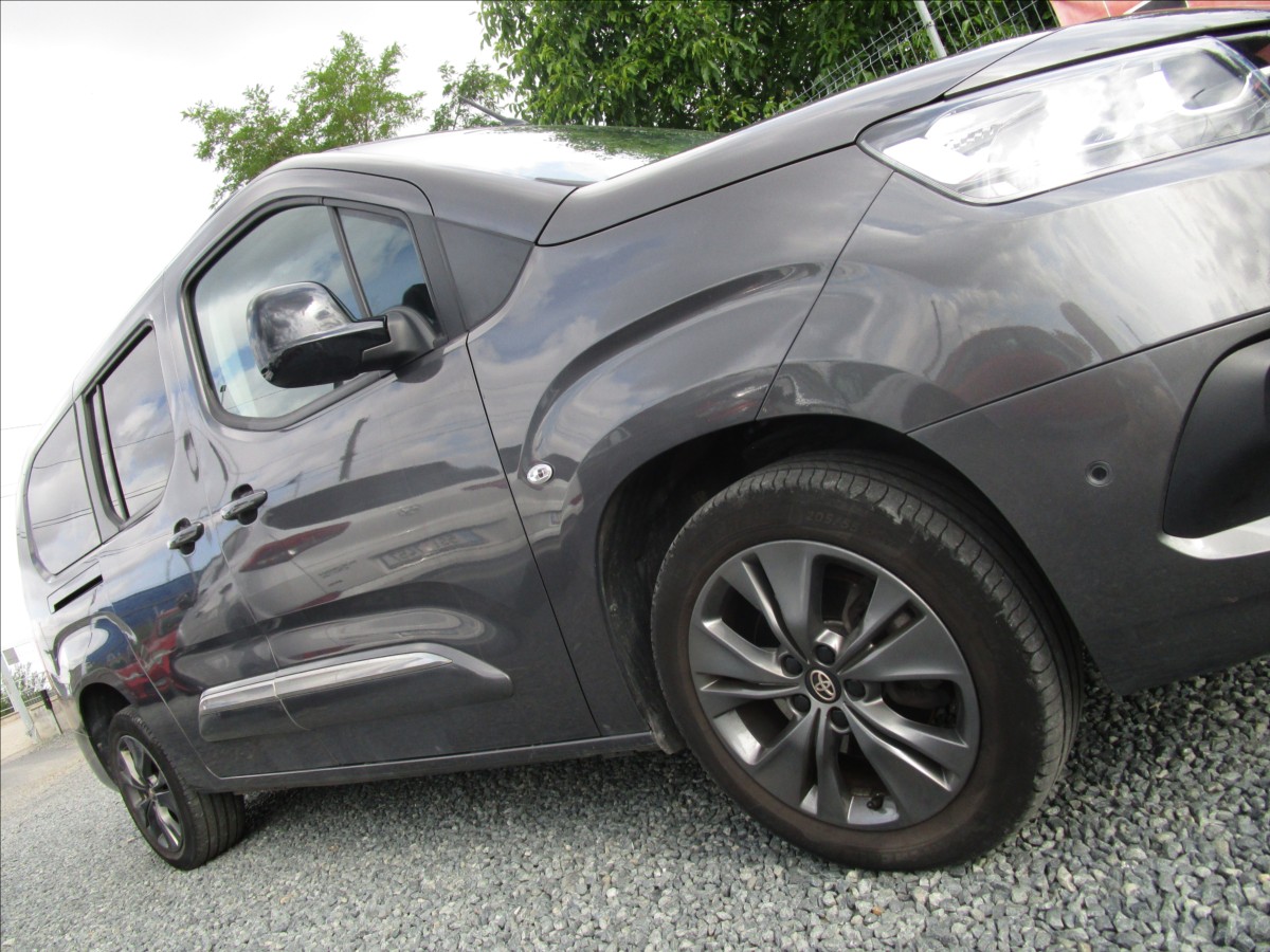 toyota-proace-city-verso-1-5d-4d-1-majitel - 7