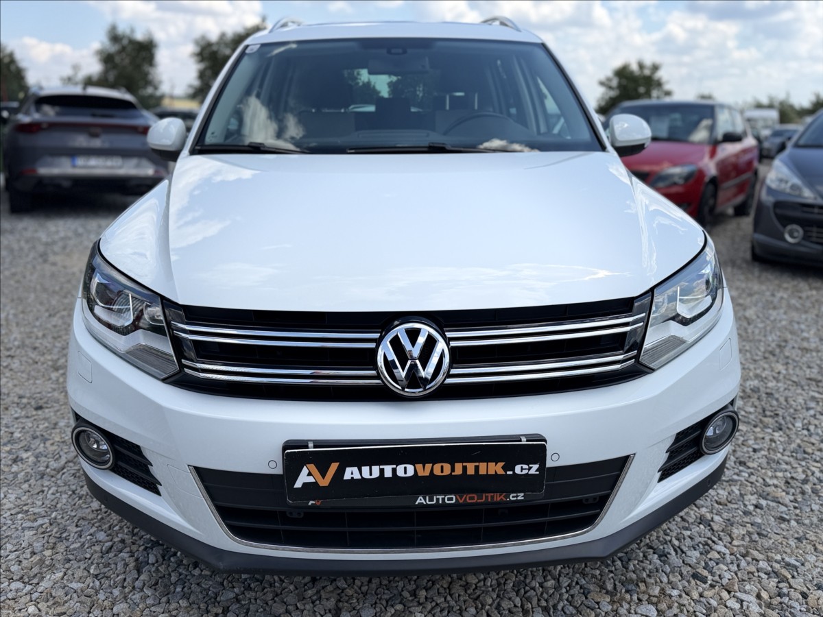 volkswagen-tiguan-1-4-tsi-panorama-led-bixenon - 2