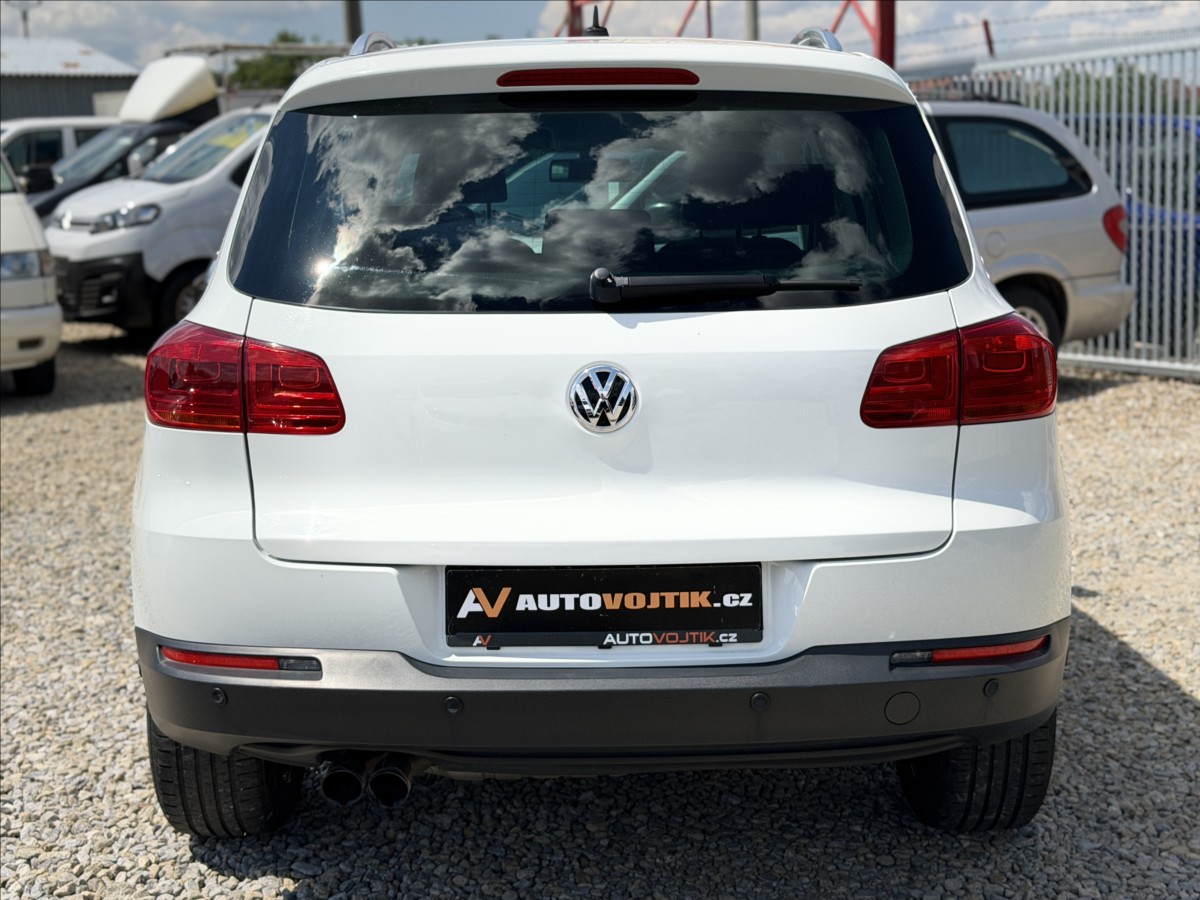volkswagen-tiguan-1-4-tsi-panorama-led-bixenon - 6