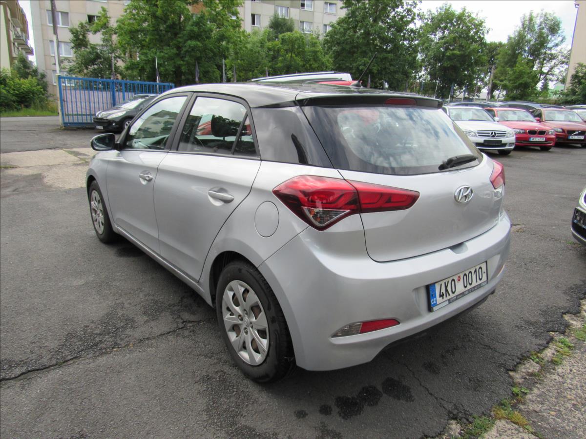 hyundai-i20-1-3-i-55kw-family - 3