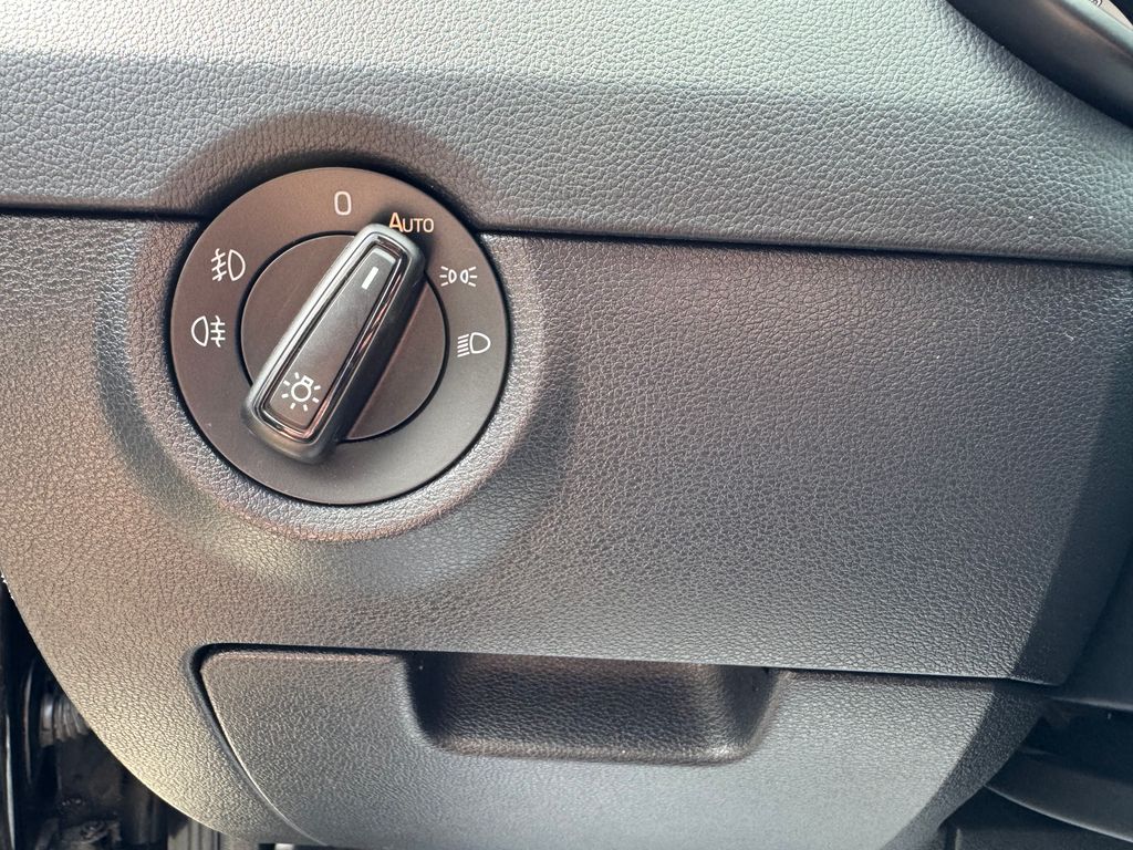skoda-octavia-combi-2-0-tdi-dsg-style - 7
