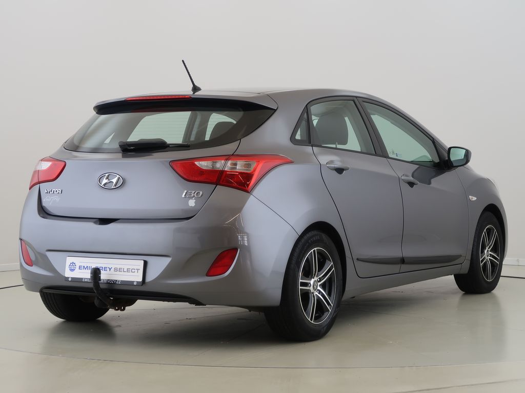 hyundai-i30-1-4-73kw-manual-cz - 4