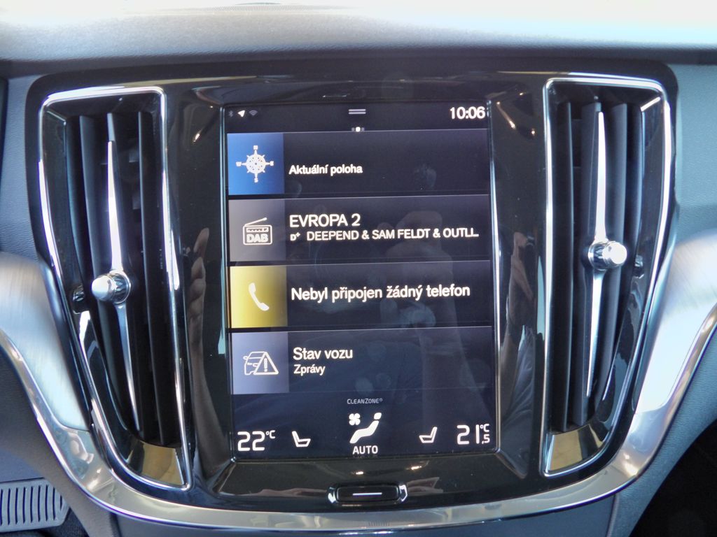 volvo-v60-2-0-t6-awd-phev-momentum - 7