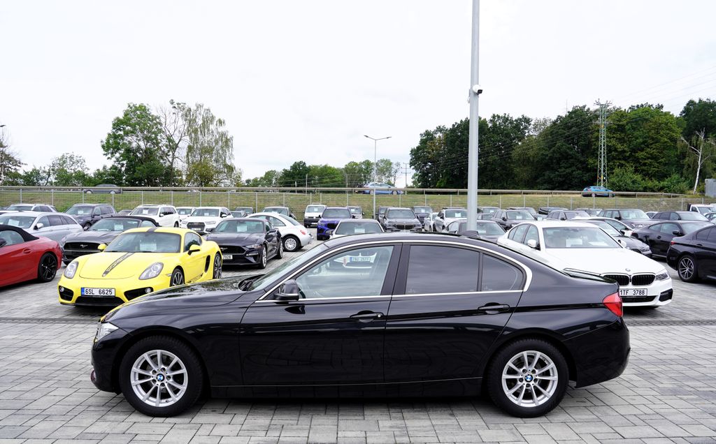 bmw-rada-3-320d-automat-efficientdynamic - 2