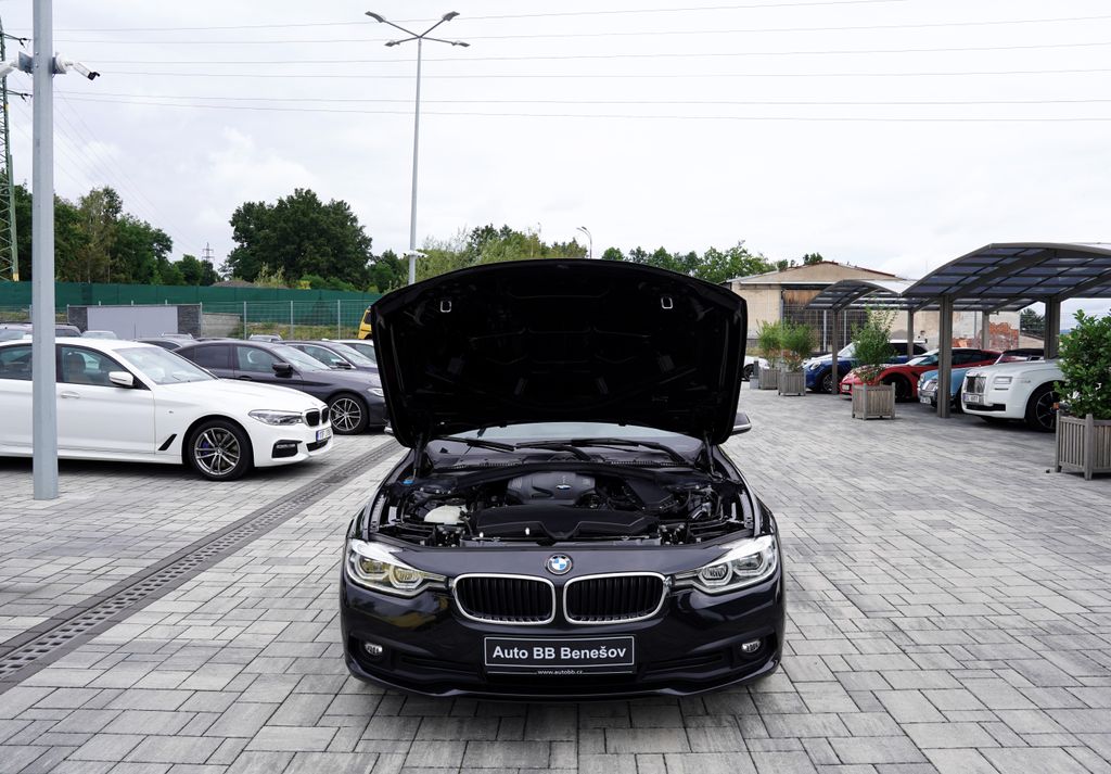 bmw-rada-3-320d-automat-efficientdynamic - 8