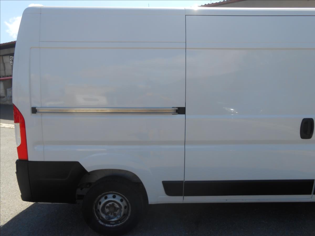 peugeot-boxer-2-2-hdi-103kw-l2h2-cz - 4