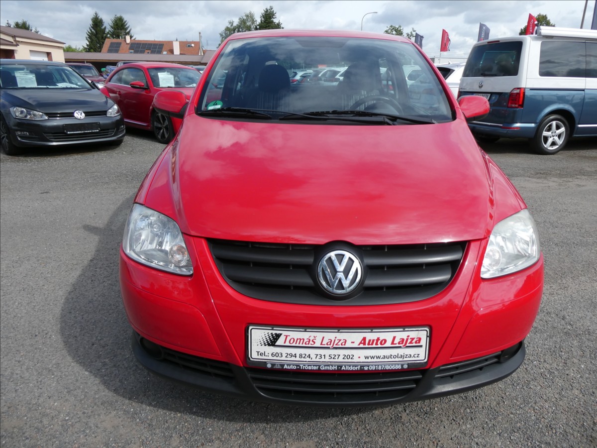 volkswagen-fox-1-2-htp-2-x-kola - 3