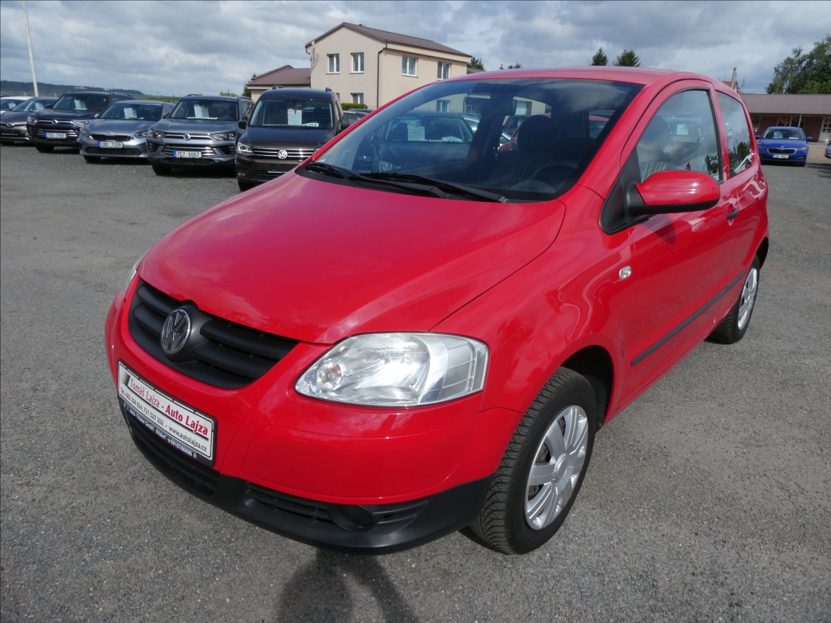 volkswagen-fox-1-2-htp-2-x-kola - 4