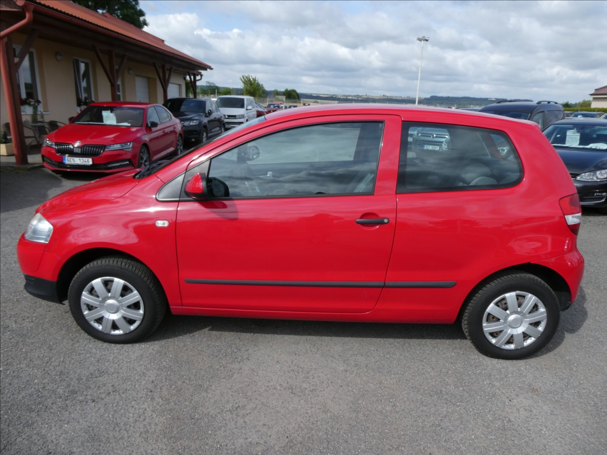 volkswagen-fox-1-2-htp-2-x-kola - 5
