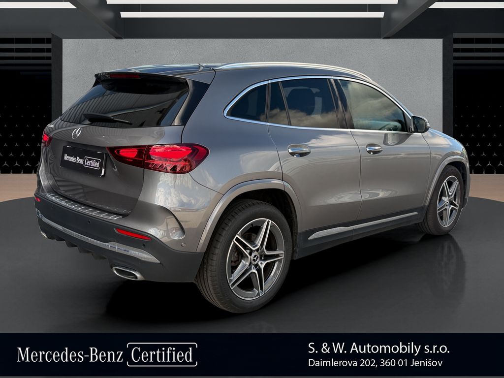 mercedes-benz-gla-gla-200-amg-style-edition - 4