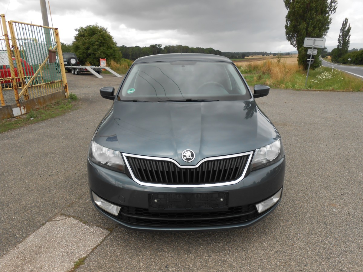 skoda-rapid-1-2-63-kw-klima-historie - 5