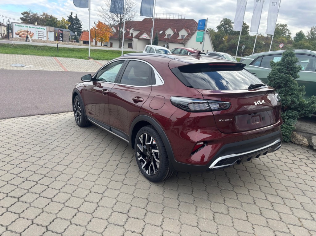 kia-xceed-xceed-cd-1-6-t-gdi-gpf-7dct-steel-edition-110 - 3