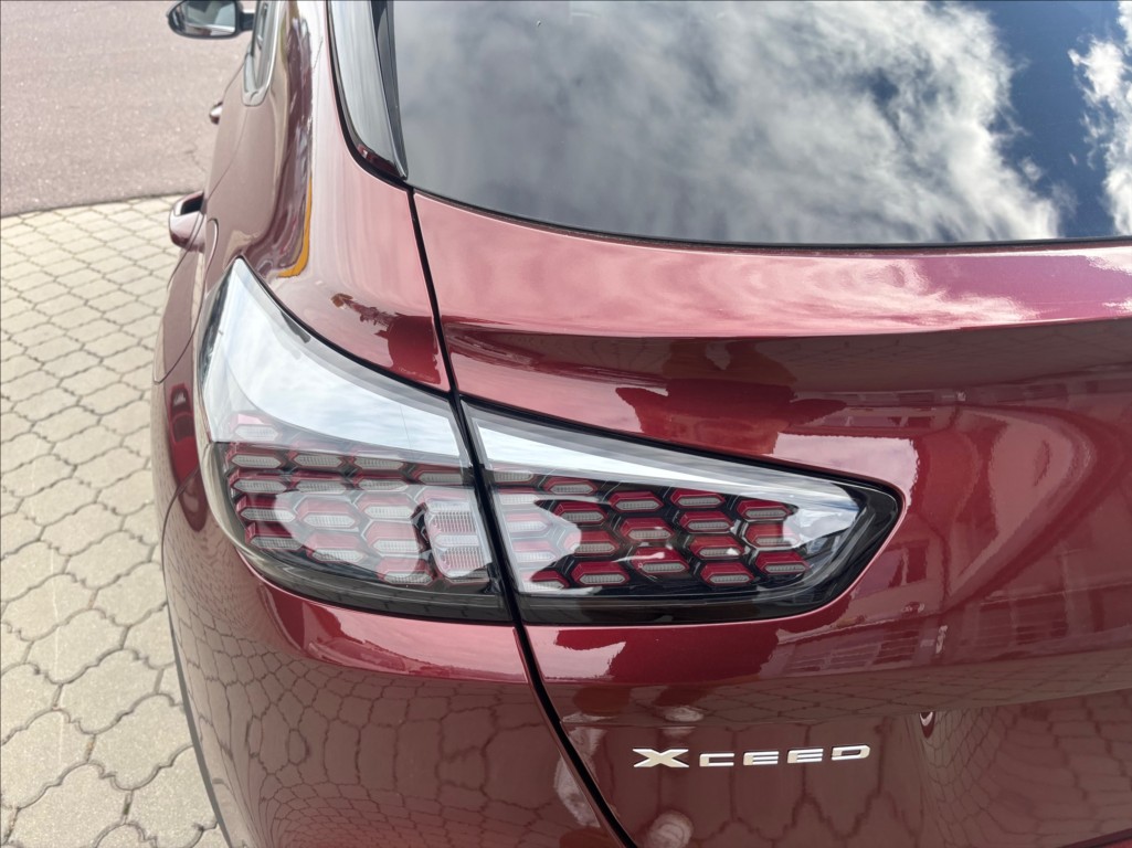 kia-xceed-xceed-cd-1-6-t-gdi-gpf-7dct-steel-edition-110 - 5