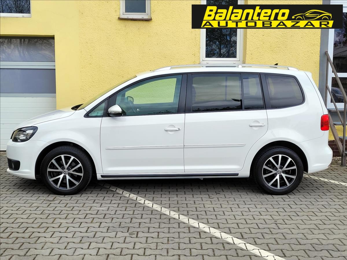 volkswagen-touran-1-4-dsg-highline-nove-rozvody - 9