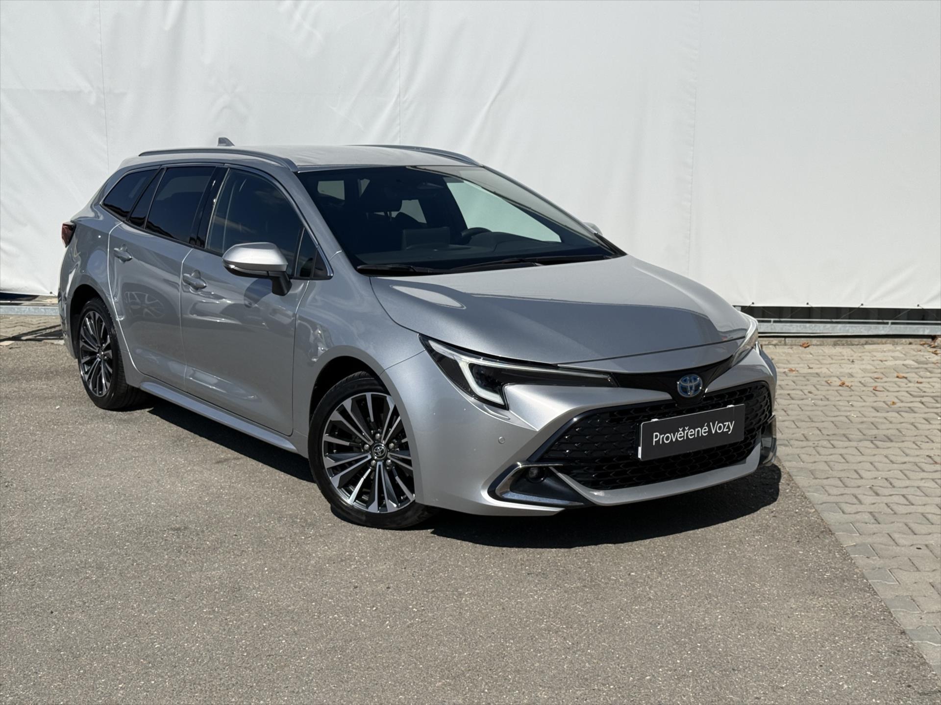 toyota-corolla-1-8-style-hybrid - 2