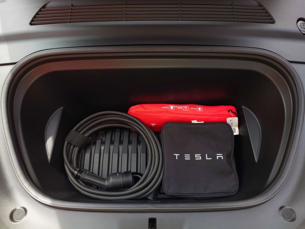 tesla-model-y-long-range-dual-motor-378-kw-s - 9