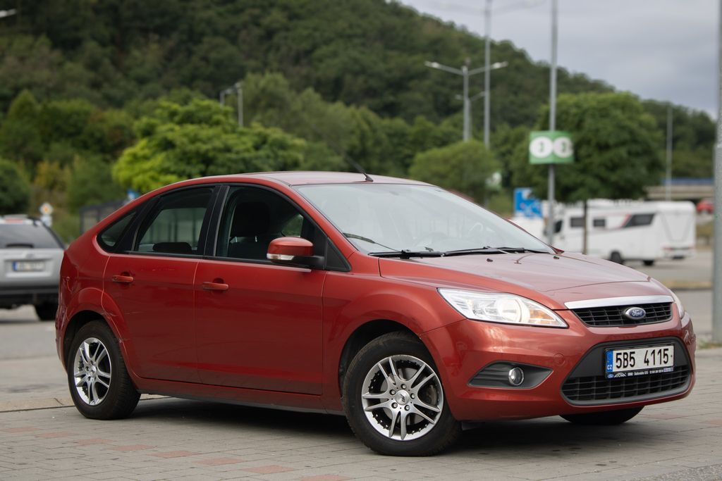 ford-focus-vyjimecny-stav-26447-km-tazne - 2