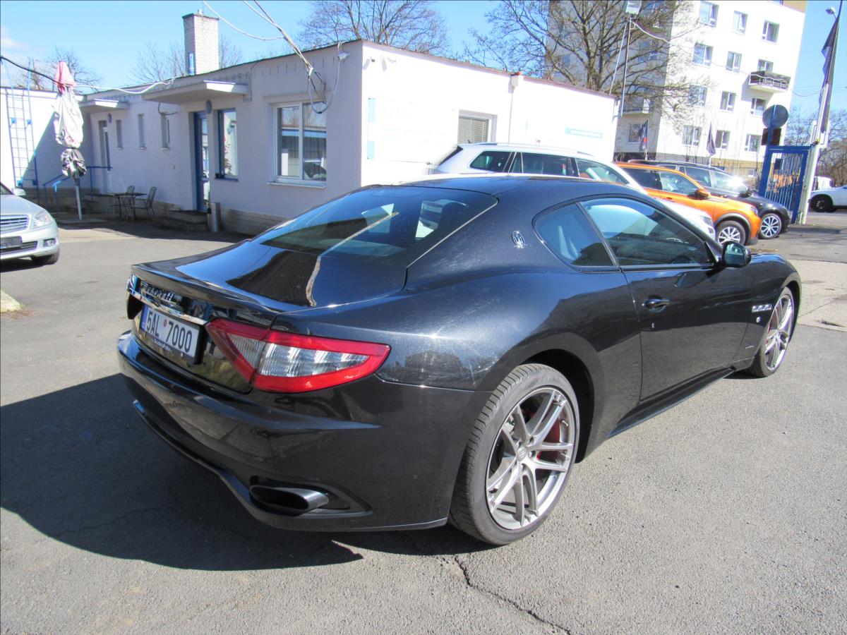 maserati-granturismo-4-7-v8-sport - 3