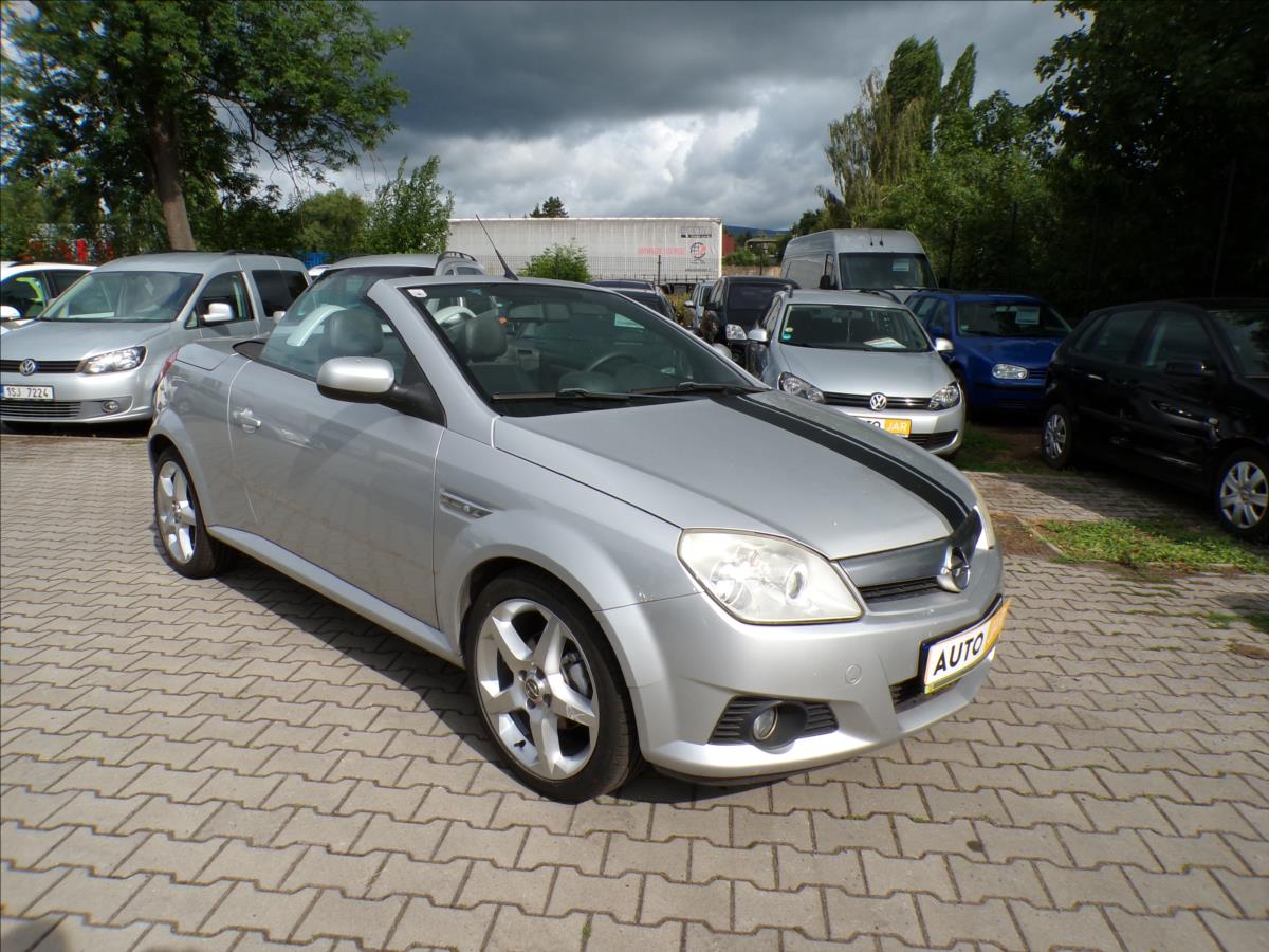 Opel Tigra 1,4 16V  KLIMATIZACE