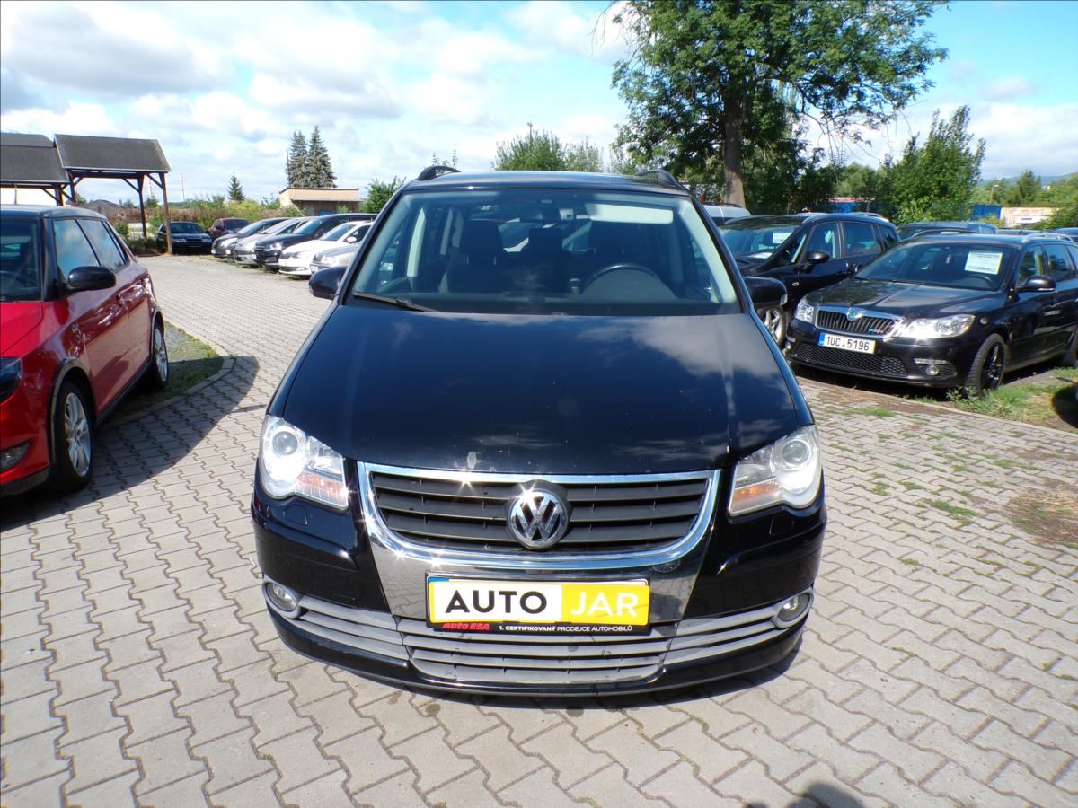 volkswagen-touran-1-4-tsi-dsg - 2