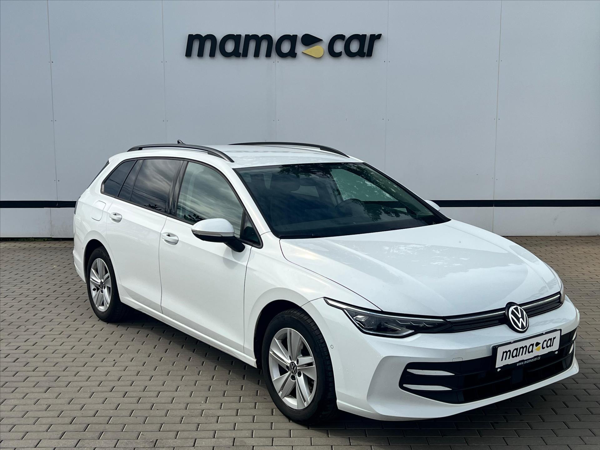 Volkswagen Golf 2.0TDI LIFE ACC NAVI 1.MAJ ČR