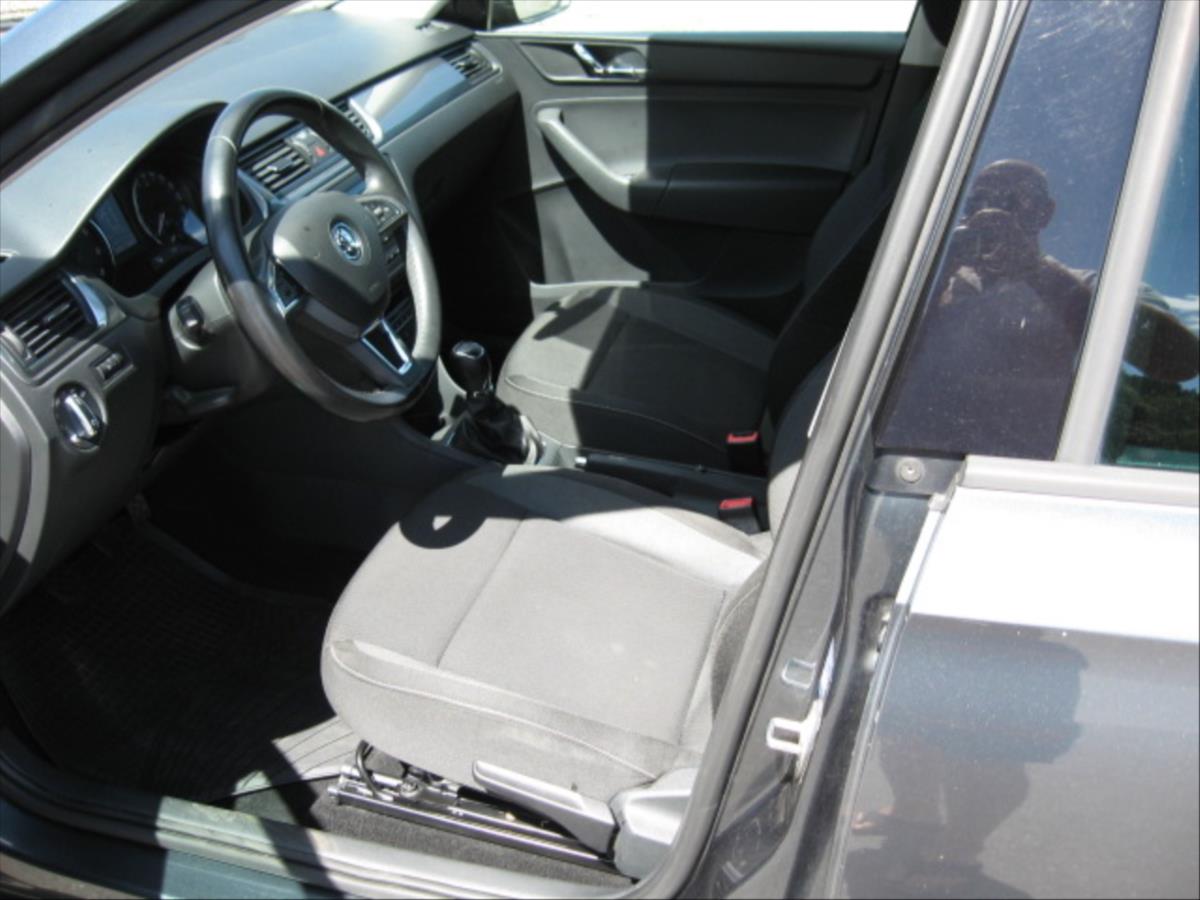 skoda-rapid-1-2-tsi - 6